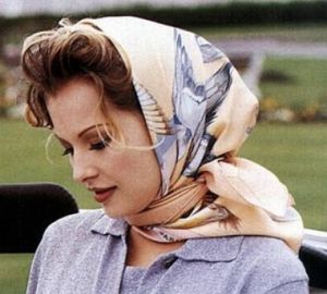 Pretty headscarf - mylusciouslife.jpg